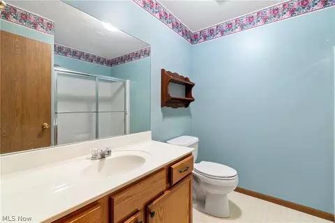560 Wolf Ave, Wadsworth, OH 44281 photo 23