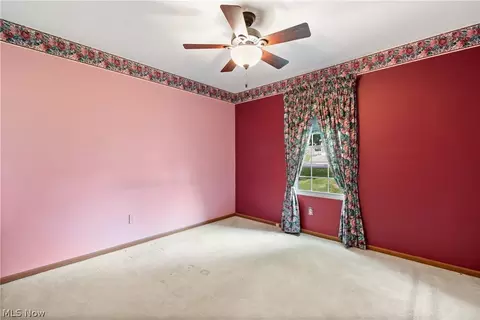 560 Wolf Ave, Wadsworth, OH 44281 photo 21