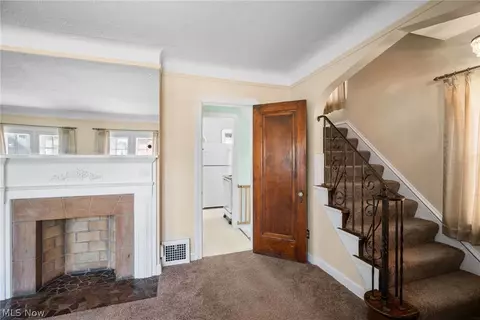 294 E 211 St, Euclid, OH 44123 photo 6