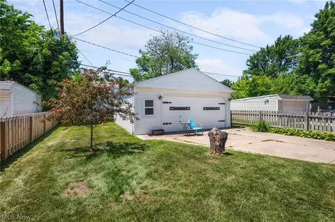 294 E 211 St, Euclid, OH 44123 photo 28