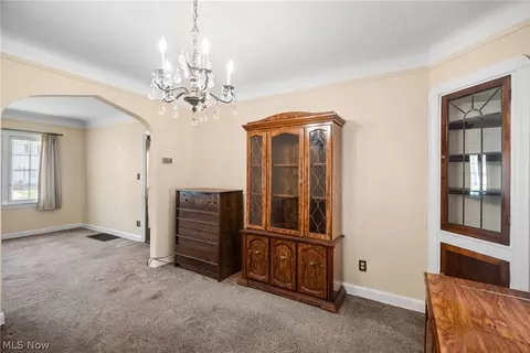 294 E 211 St, Euclid, OH 44123 photo 8