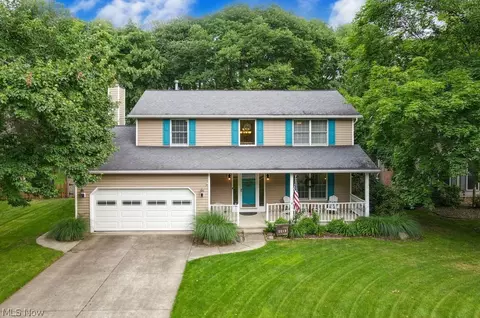 2219 Yerrick Cir, Akron, OH 44312