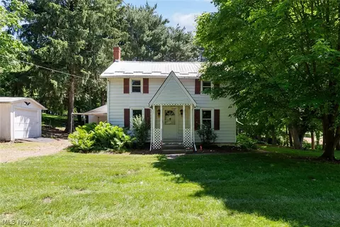 2164 SW Lebanon Rd, Dalton, OH 44618