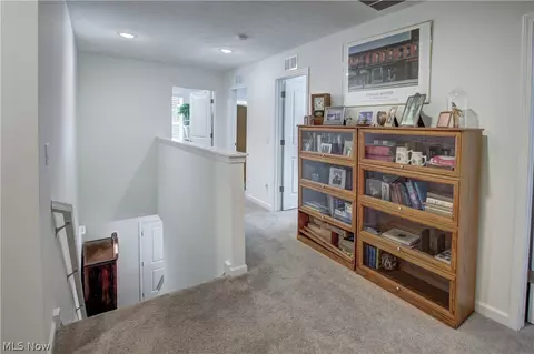 648 Diagonal Rd, Akron, OH 44320 photo 11