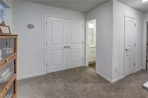 648 Diagonal Rd, Akron, OH 44320 photo 12