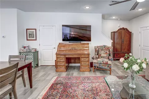 648 Diagonal Rd, Akron, OH 44320 photo 4