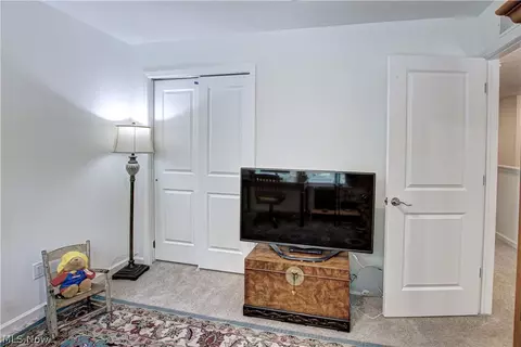 648 Diagonal Rd, Akron, OH 44320 photo 22