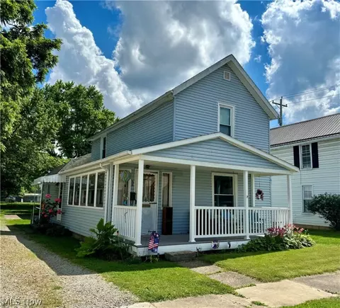659 Alder St, Coshocton, OH 43812
