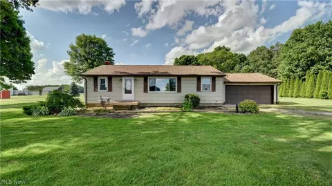 6930 Back Orrville Rd, Wooster, OH 44691