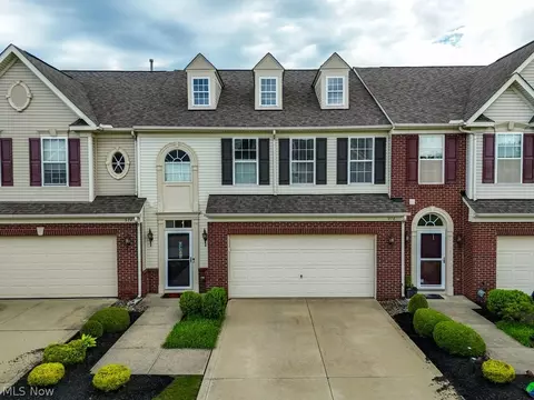 976 Tradewinds Cv, Painesville, OH 44077