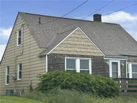 709 Buena Vista Blvd, Steubenville, OH 43952