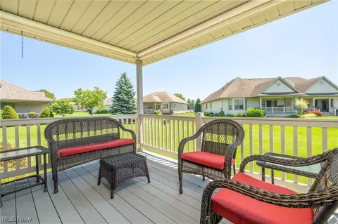 704 Parkview Dr, Dover, OH 44622 photo 23