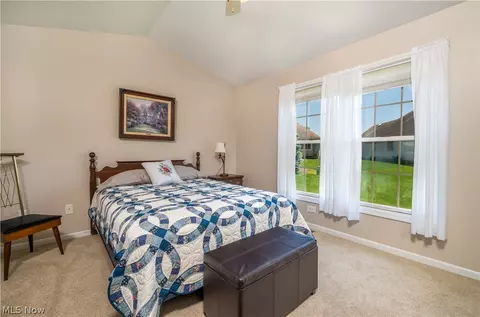 704 Parkview Dr, Dover, OH 44622 photo 19