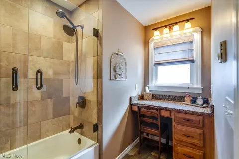 Bath - 1525 Maple St, Wickliffe, OH 44092 photo 1 of 3