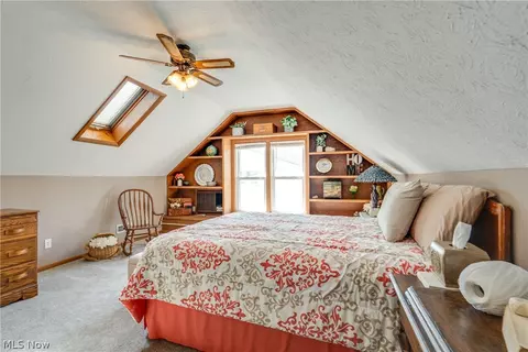 Bedroom - 1525 Maple St, Wickliffe, OH 44092 photo 6 of 8
