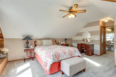 Bedroom - 1525 Maple St, Wickliffe, OH 44092 photo 7 of 8
