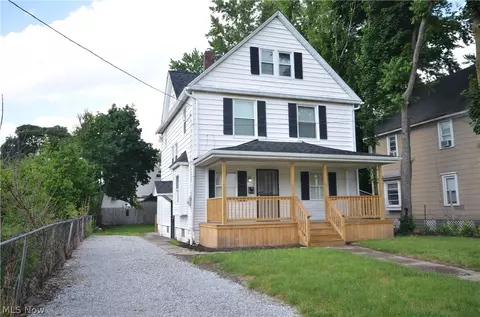1115 Laird St, Akron, OH 44305
