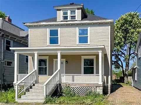 414 Franklin St, Sandusky, OH 44870