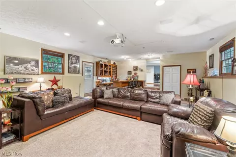 2858 Progress Park Dr, Stow, OH 44224 photo 11
