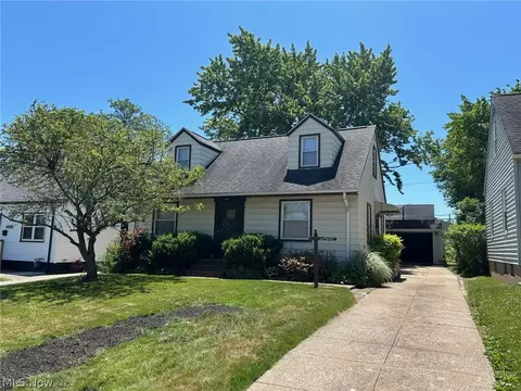 12422 Shady Oak Blvd, Garfield Heights, OH 44125