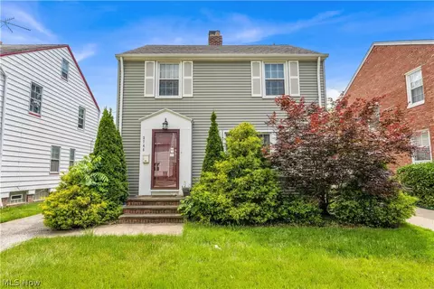 3746 Grosvenor Rd, South Euclid, OH 44118