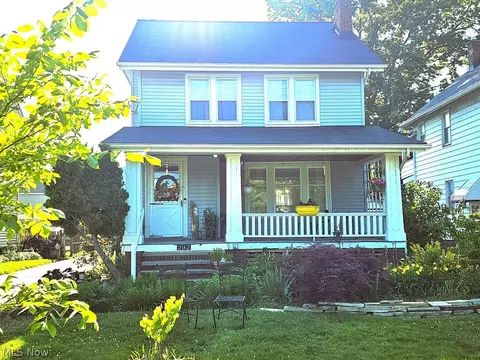 2162 Woodward Ave, Lakewood, OH 44107