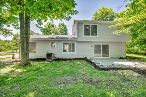 Exterior - 37405 Fox Run Dr, Solon, OH 44139 photo 8 of 10