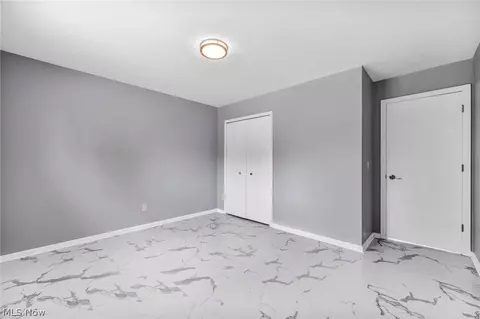 Bedroom - 37405 Fox Run Dr, Solon, OH 44139 photo 2 of 7