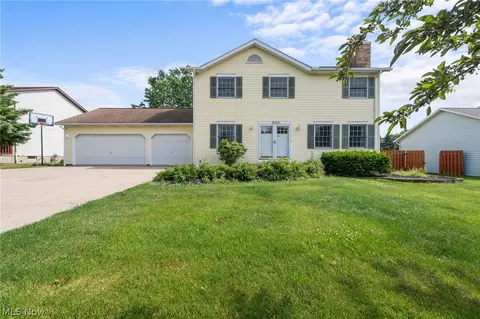 5126 Grafton Rd, Brunswick, OH 44212