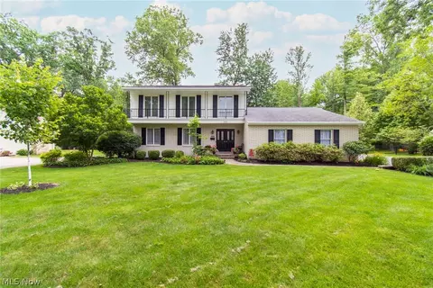 539 Hickory Holw, Canfield, OH 44406