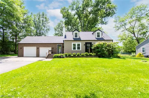 640 Ohltown Rd, Youngstown, OH 44515