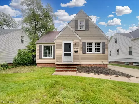 1772 Brainard Rd, Cleveland, OH 44124