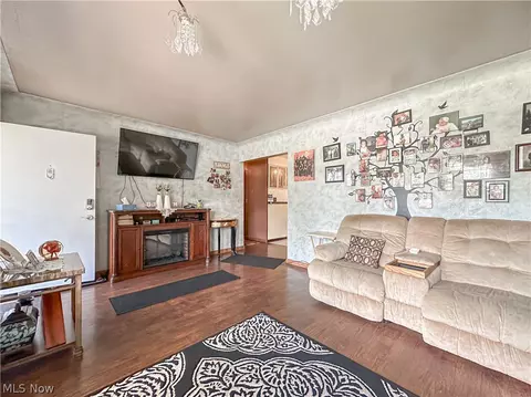 Living - 405 Eastern Ave, Campbell, OH 44405 photo 1 of 3