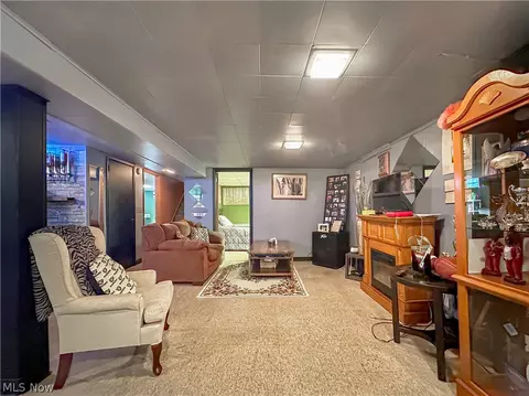 Living - 405 Eastern Ave, Campbell, OH 44405 photo 2 of 3