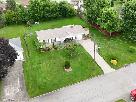 View/Area - 405 Eastern Ave, Campbell, OH 44405 photo 2 of 8