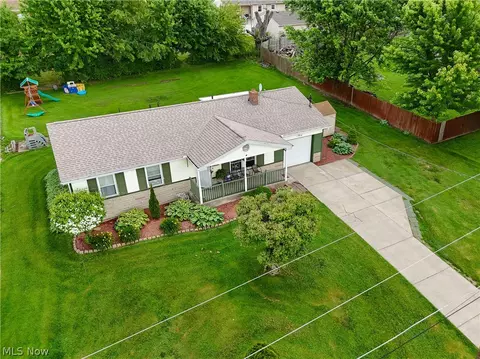 View/Area - 405 Eastern Ave, Campbell, OH 44405 photo 3 of 8