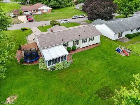View/Area - 405 Eastern Ave, Campbell, OH 44405 photo 6 of 8