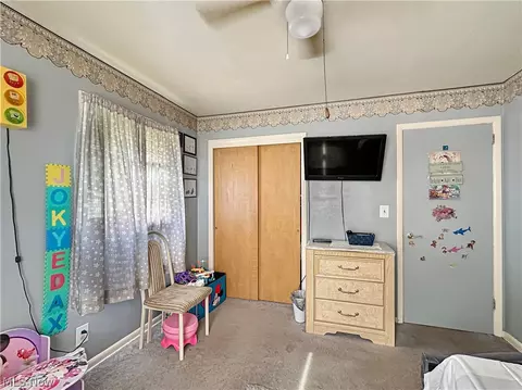 Bedroom - 405 Eastern Ave, Campbell, OH 44405 photo 3 of 6