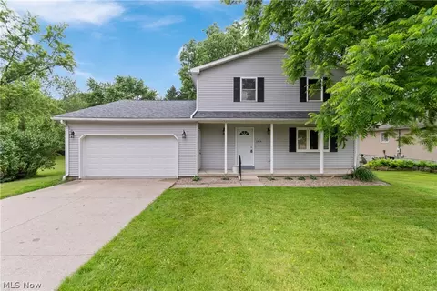 1515 Hilbish Ave, Akron, OH 44312