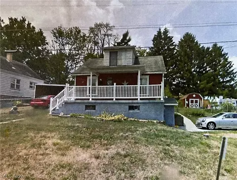 149 Harrison Ave, Cadiz, OH 43907