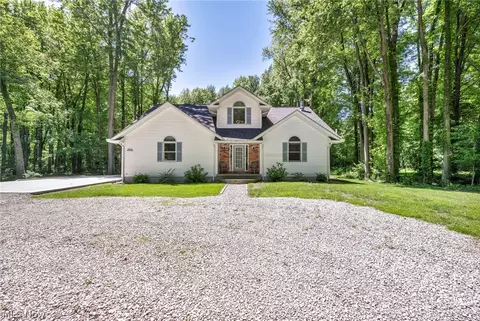 9644 Avon Belden Rd, Grafton, OH 44044