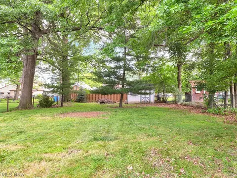 Exterior - 29237 Edgewood Dr, Willowick, OH 44095 photo 4 of 4