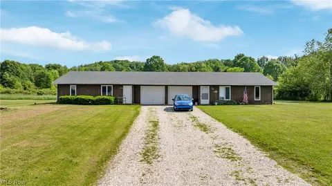 3138 Shaffer Rd, Atwater, OH 44201