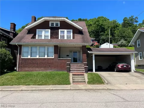 4967 Jefferson St, Bellaire, OH 43906