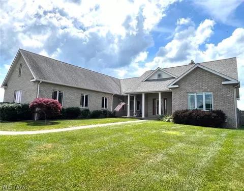 65930 Stone Ridge Dr, Belmont, OH 43718