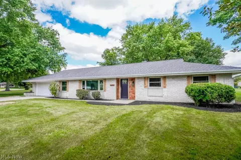 1001 Ellenhurst St NE, Canton, OH 44714