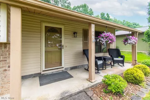 640 Angiline Dr, Boardman, OH 44512 photo 2