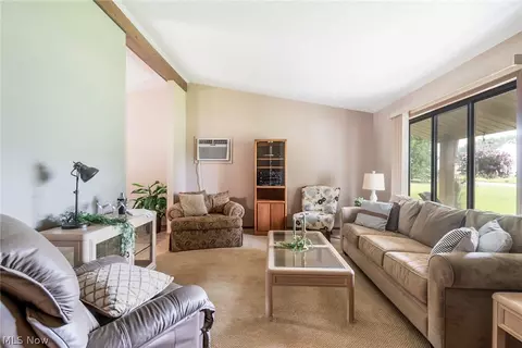 640 Angiline Dr, Boardman, OH 44512 photo 8