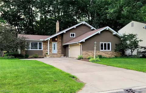 10290 Clipper Cv, Aurora, OH 44202