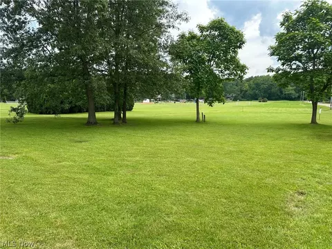 Brady Lake Road, Kent, OH 44240